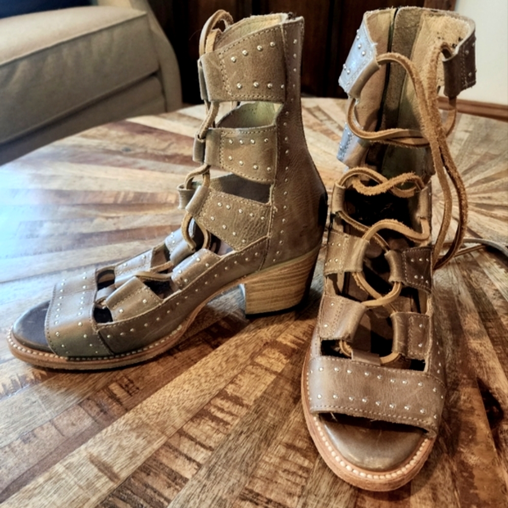 Freebird Hazel Gladiator Lace-up Sandals